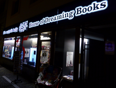 Hiša sanjajočih knjig | House of Dreaming Books
